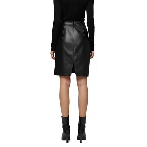 Jupe mi longue en cuir d'agneau bicolore noir et blanc modèle Thaïs Jupe mi longue en cuir d'agneau bicolore noir et blanc modèle Thaïs