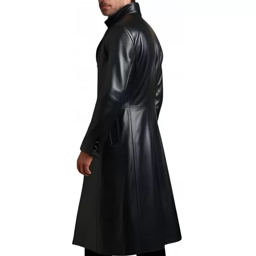 Veste redingote longue en cuir d'agneau noir fermeture par boutons sur l'avant modèle Xaola