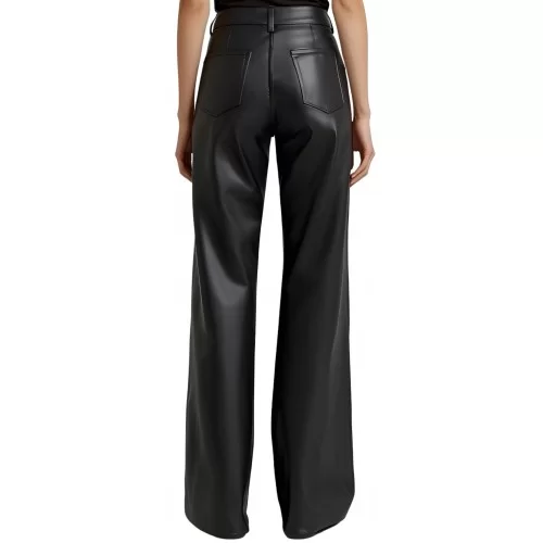 Pantalon femme coupe oversize en cuir d'agneau modèle Aménoa