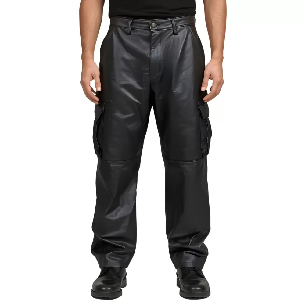 Pantalon style cargo oversize cuir homme en cuir d'agneau noir modèle Karlock Pantalon style cargo oversize cuir homme en cuir d'agneau noir modèle Karlock