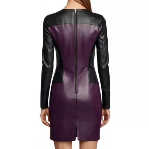 Robe mi courte en cuir d'agneau de deux couleurs noir et et violet manches longues modèle Abrila