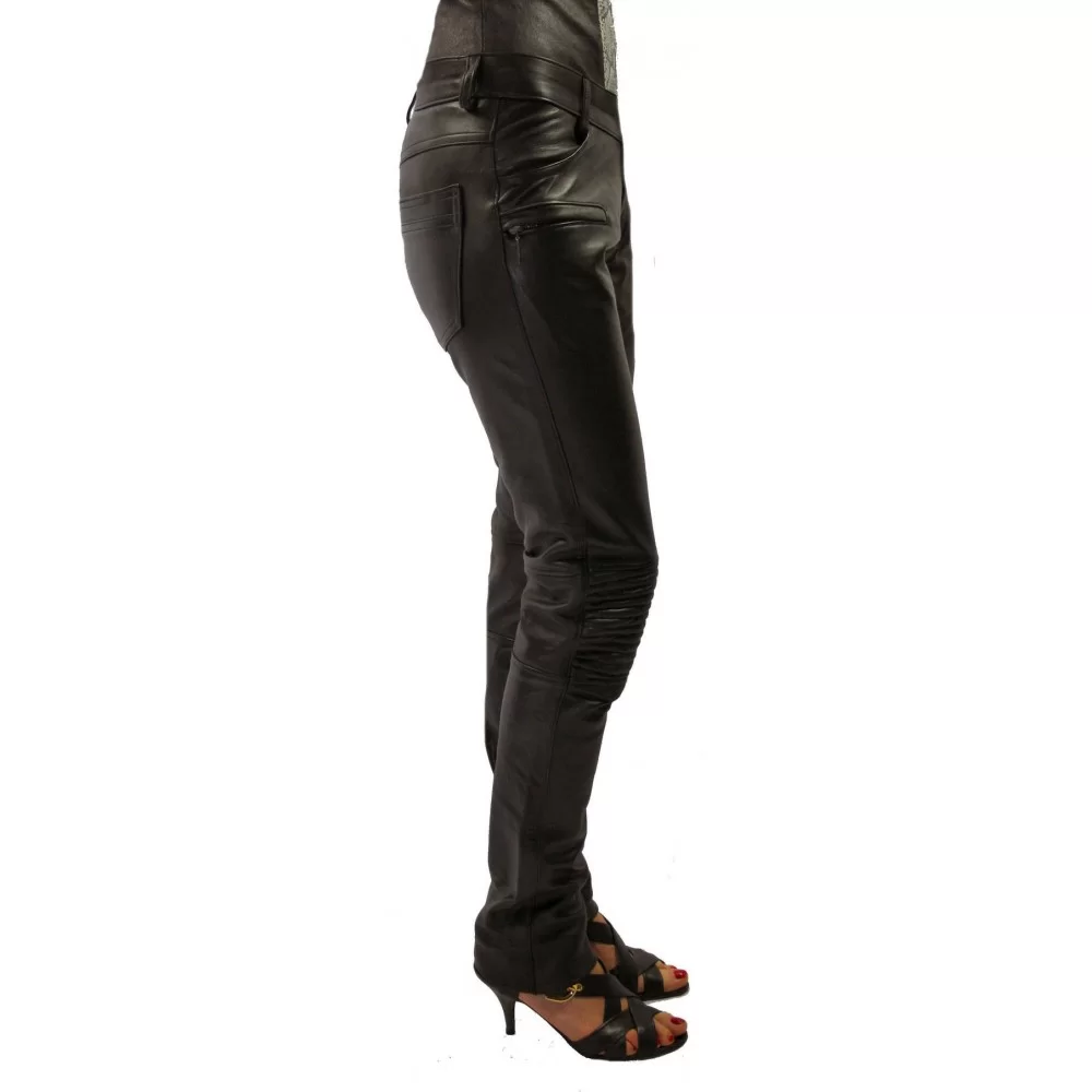 Pantalon femme en cuir d'agneau plongé noir modèle Cirila