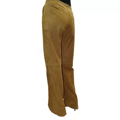 Pantalon daim femme pates d'éléphant agneau velours modèle Rodiane