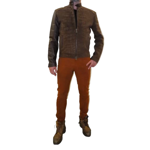 Pantalon modèle Danilo en agneau velours façon daim marron gold