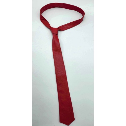Cravate cuir mi large en agneau rouge possibilité 100 couleurs