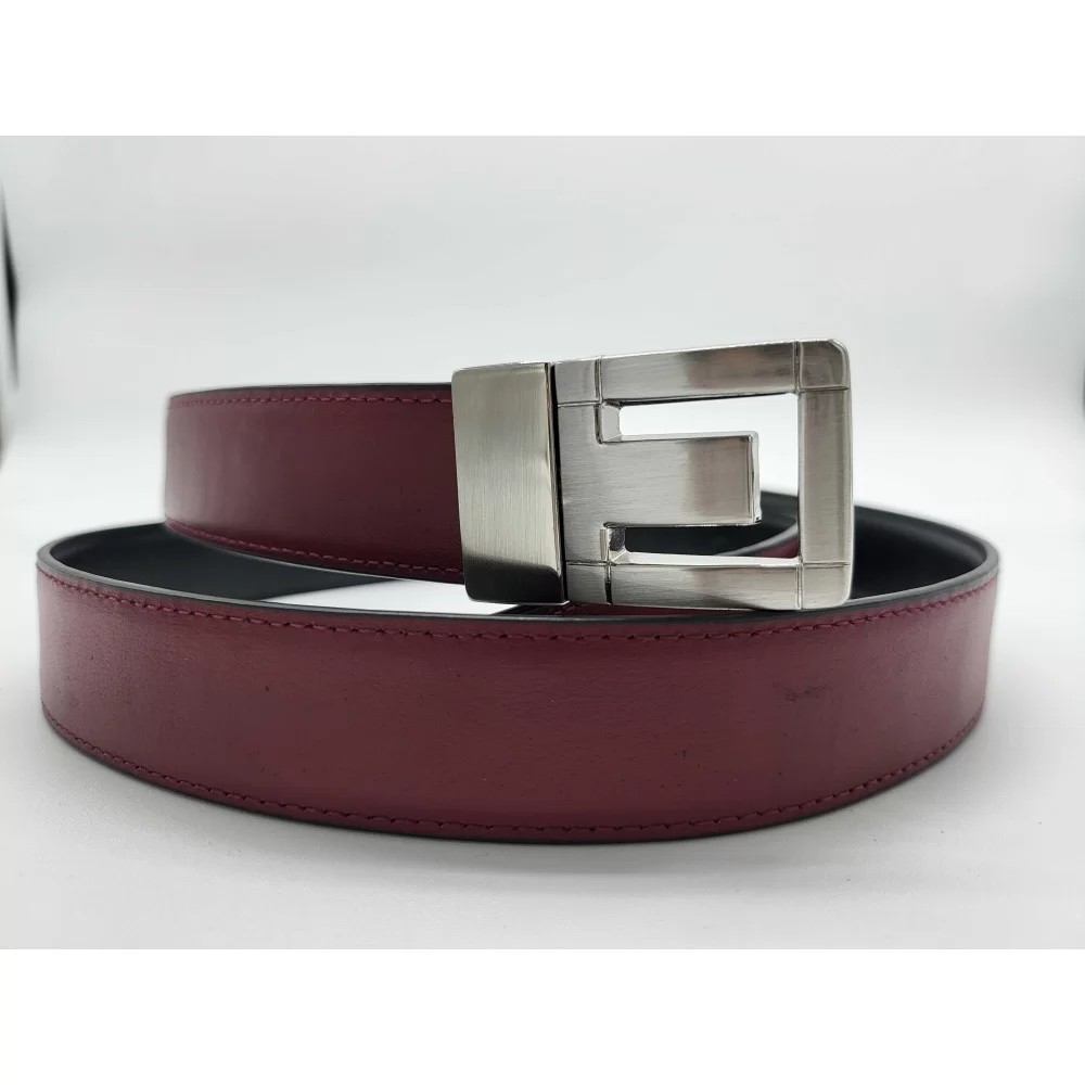 Ceinture en cuir de vachette véritable réversible couleurs rouge et noir, boucle métallique