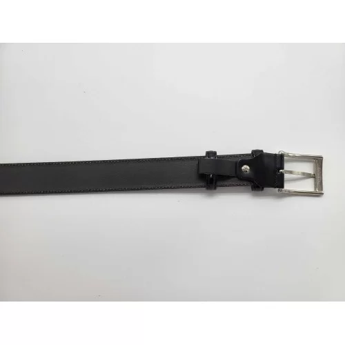 Ceinture en cuir de vachette couleur noire brillant