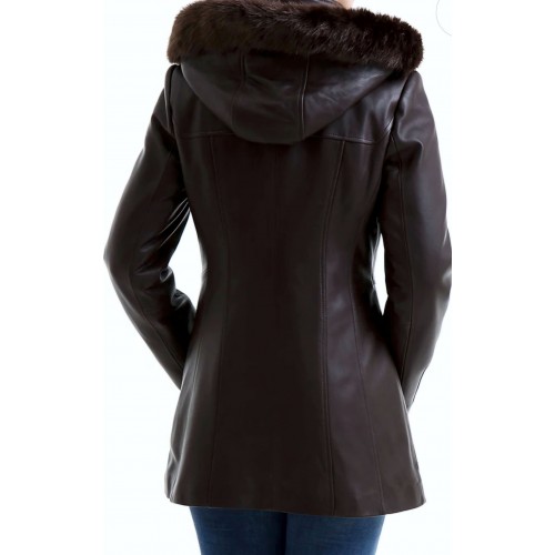 Trois quart femme agneau marron fermeture par brandebourgs modèle Amarillo