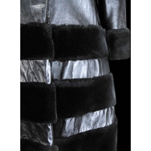 Trois quart en agneau noir bandes mouton lainé modèle Bya