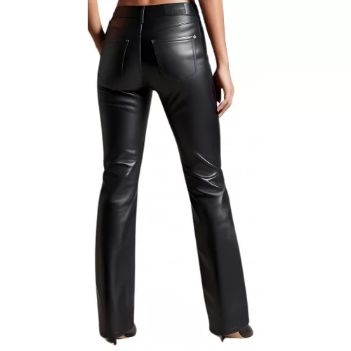 Pantalon cuir agneau noir femme bas legerement évasé modèle Fama