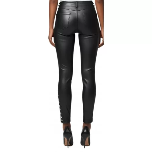 Pantalon jeans femme cuir d'agneau noir stretchavec rivets de chaque côté modèle Itiza