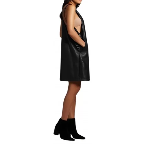 Robe en cuir d'agneau noir fermeture par boutons métal modèle Yasmine