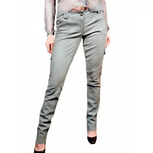 Pantalon cuir agneau stretch style cargo couleur grise modèle Caroline