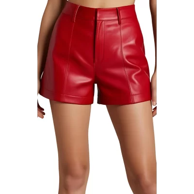 Short femme en agneau couleur rouge modèle Frola