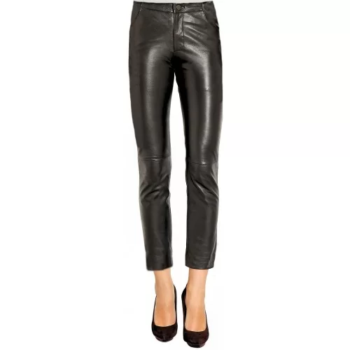 Pantalon court en cuir d'agneau plongé noir modèle Charlène