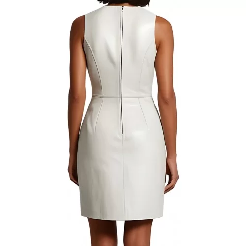 Robe cuir mi courte en cuir d'agneau blanc sans manches modèle yvina