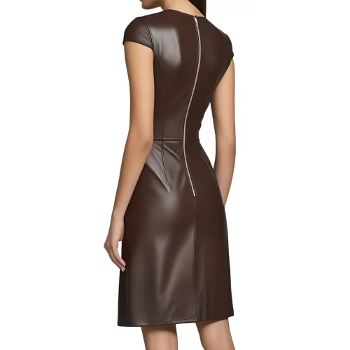 Robe mi longue en cuir d'agneau marron chocolat manches courtes fente sur l'avant modèle Marizza