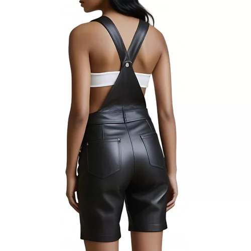 Short bernuda salopette en cuir d'agneau noir modèle Biza