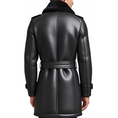 Trois quart homme type trench extèrieur en mouton retourné façon cuir huilé intèrieur mouton noir modèle Achille