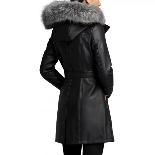 Manteau peau lainée mouton mérinos extèrieur aspect cuir huilé noir col renard argenté modèle Liliana