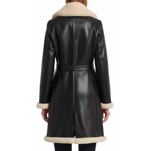 Trois quart femme en mouton retourné noir façon cuir huilé intèrieur mouton lainée blanc modèle Kana